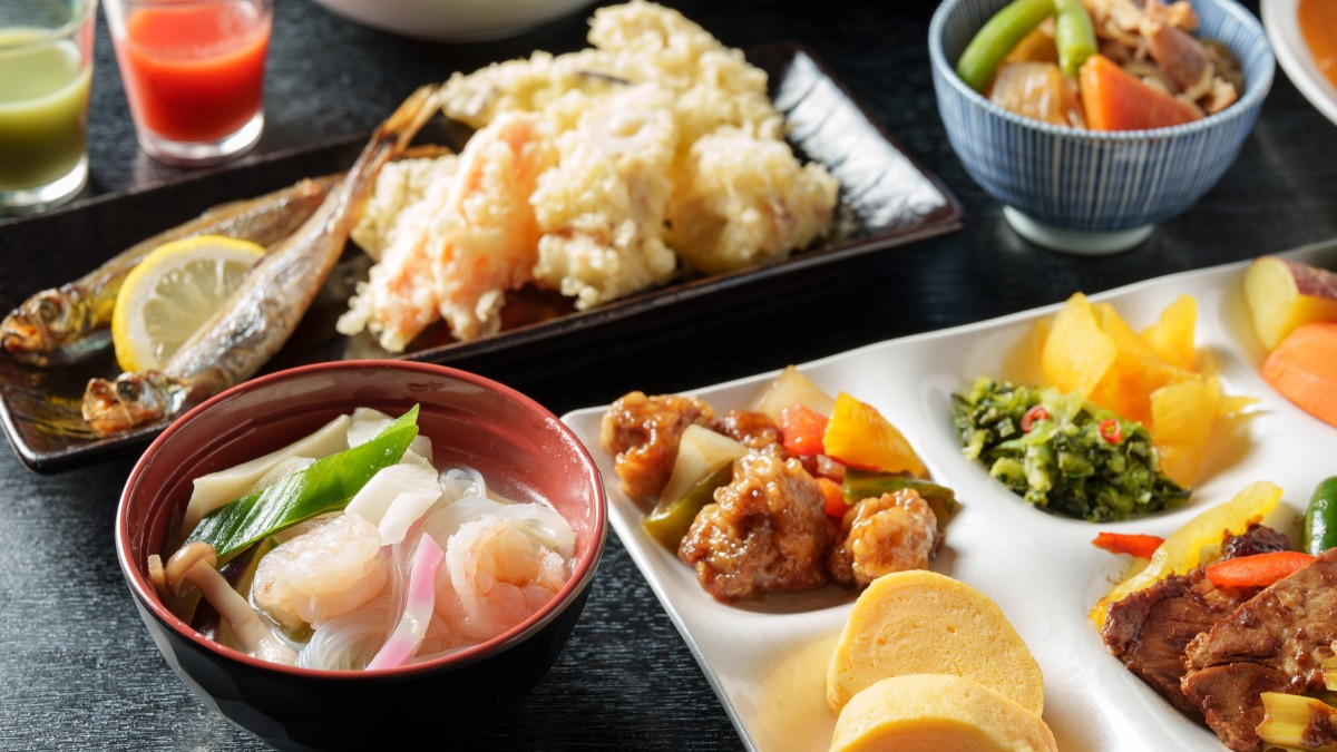 Assorted tempura and more