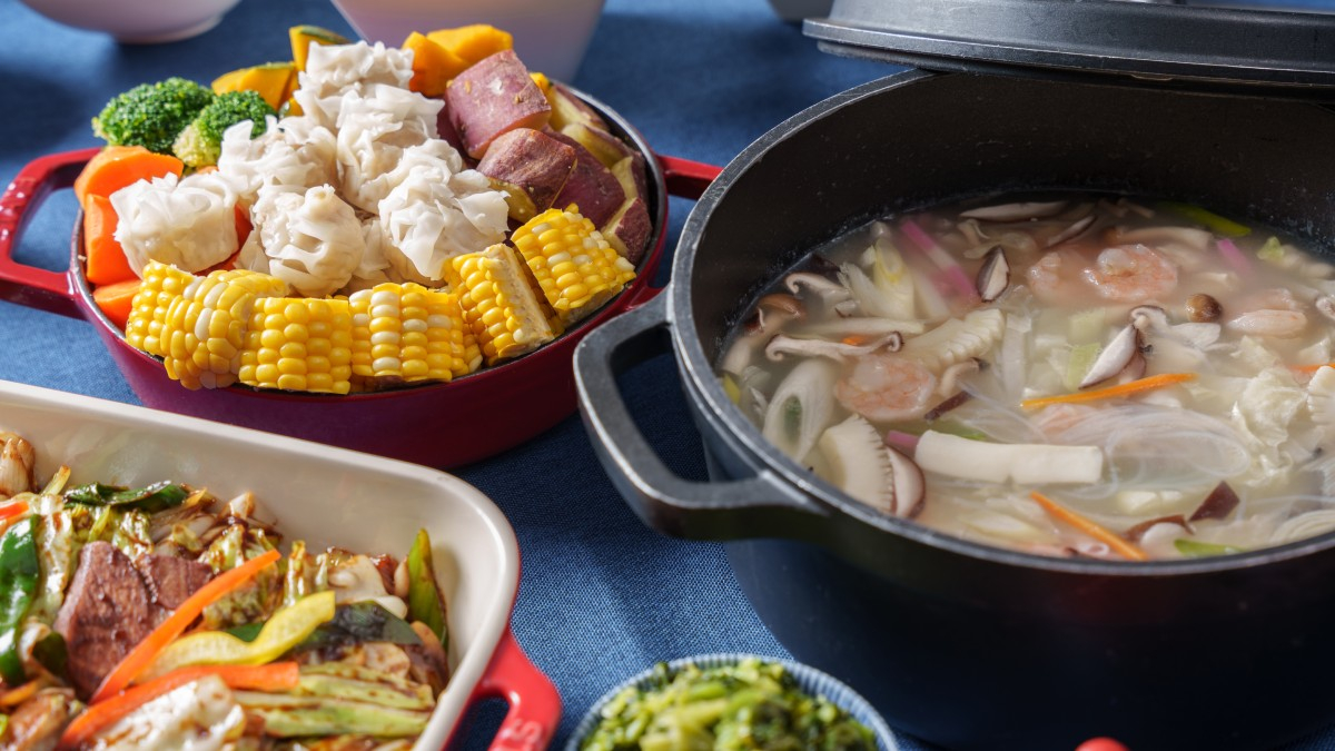 Steamed vegetables, shumai dumplings, and Taipien (Kumamoto-style vermicelli soup)