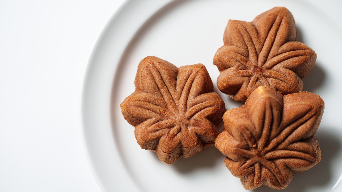 A plate with momiji manju
