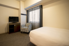 无障碍房间／室内窗边